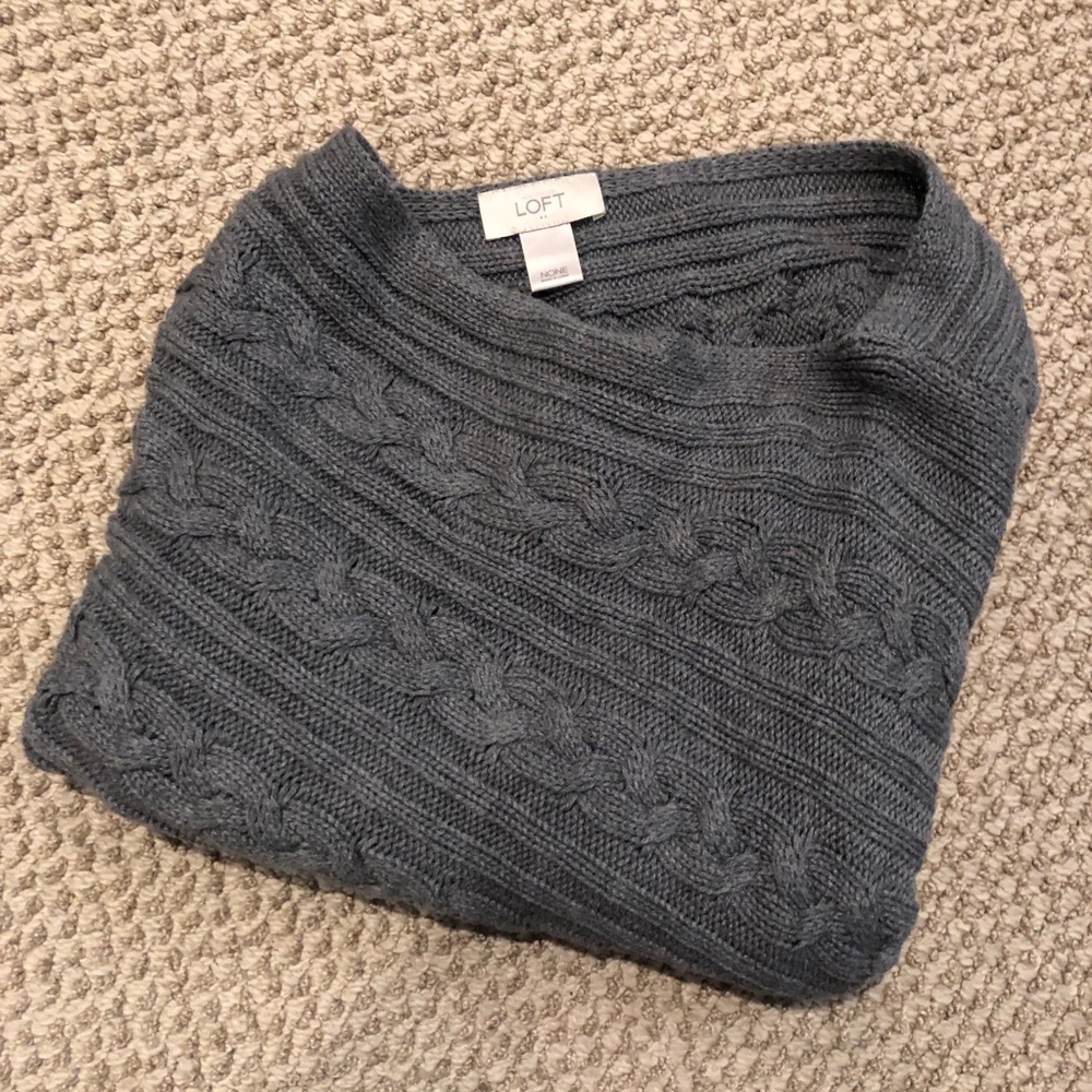 Gray cableknit wrap (capelet) Ann Taylor Loft